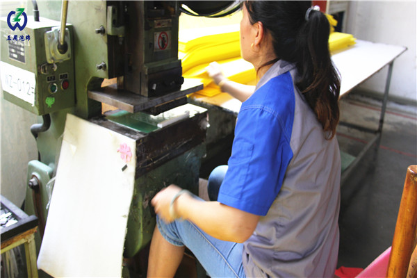 五周泡綿|泡綿內(nèi)襯找五周，解決你的“后顧之憂(yōu)”