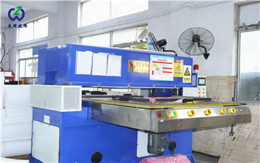 五周泡綿|產(chǎn)品打樣反復(fù)測(cè)量，只為客戶(hù)放心