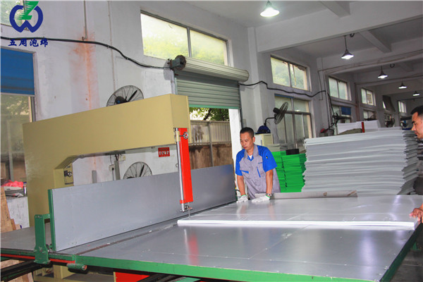 如何解決eva泡綿模切斜邊的問(wèn)題