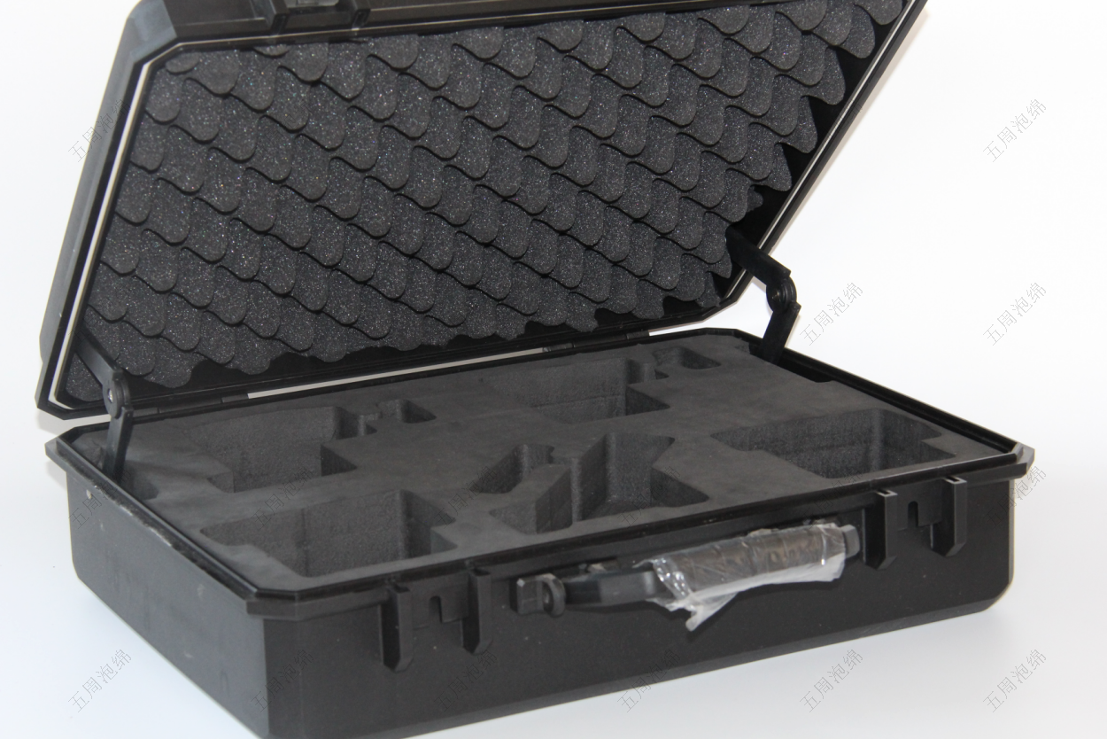 為什么電子產(chǎn)品包裝都愛用EVA泡棉內(nèi)襯？揭秘三大核心優(yōu)勢(shì)