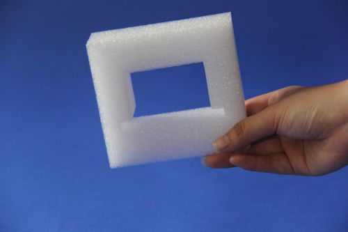工藝品包裝用 EPE 珍珠棉內(nèi)襯？這樣定制更顯高端
