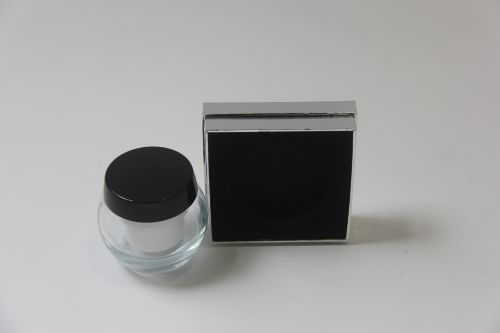  EVA泡棉內(nèi)襯定制驗收：5個關(guān)鍵指標，確保產(chǎn)品達標