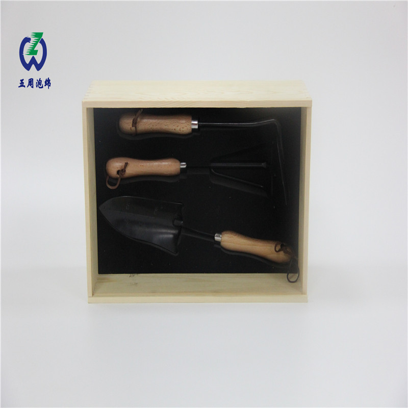 園藝工具套裝包裝：EVA泡棉內(nèi)襯的精準適配與質(zhì)感升級