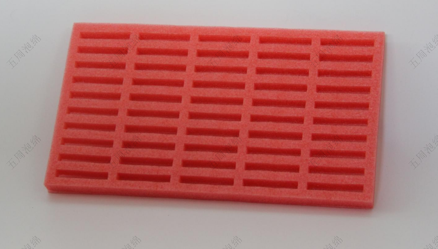 紅色珍珠棉內(nèi)襯：小物件批量包裝的高效防護(hù)與成本優(yōu)化