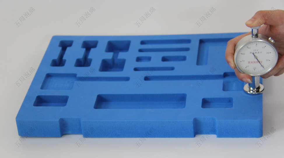 多品類電子配件EVA內(nèi)襯：異形適配與分類收納的專業(yè)方案