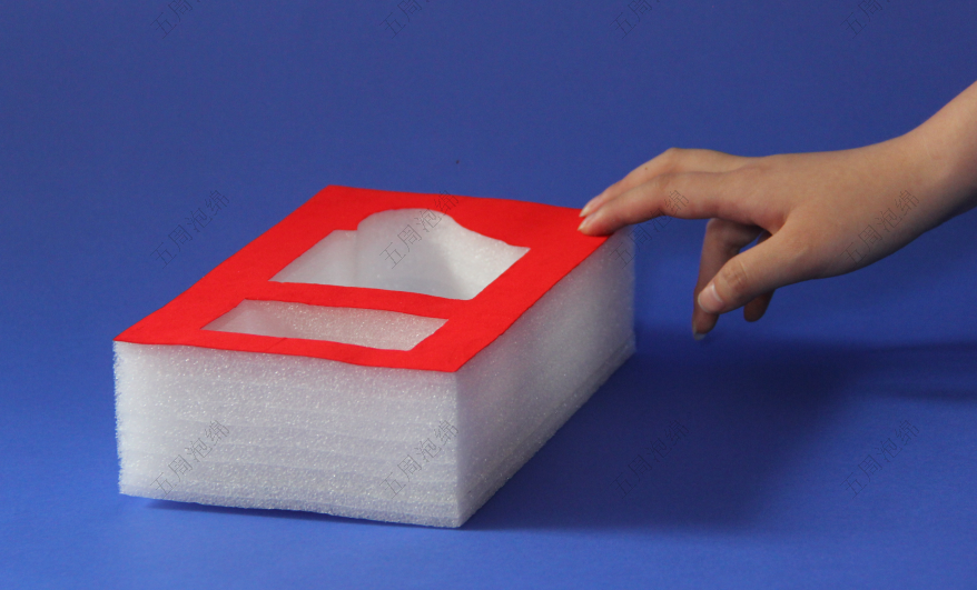 紅色禮盒珍珠棉內(nèi)襯：高端茶具的禮裝防護(hù)方案