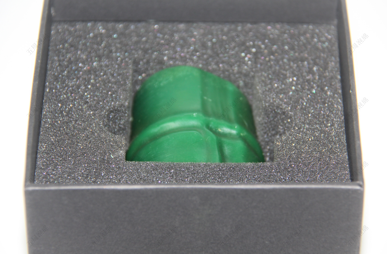 異形工藝品海綿內(nèi)襯：易碎擺件的 “輪廓級(jí)防護(hù)衣”